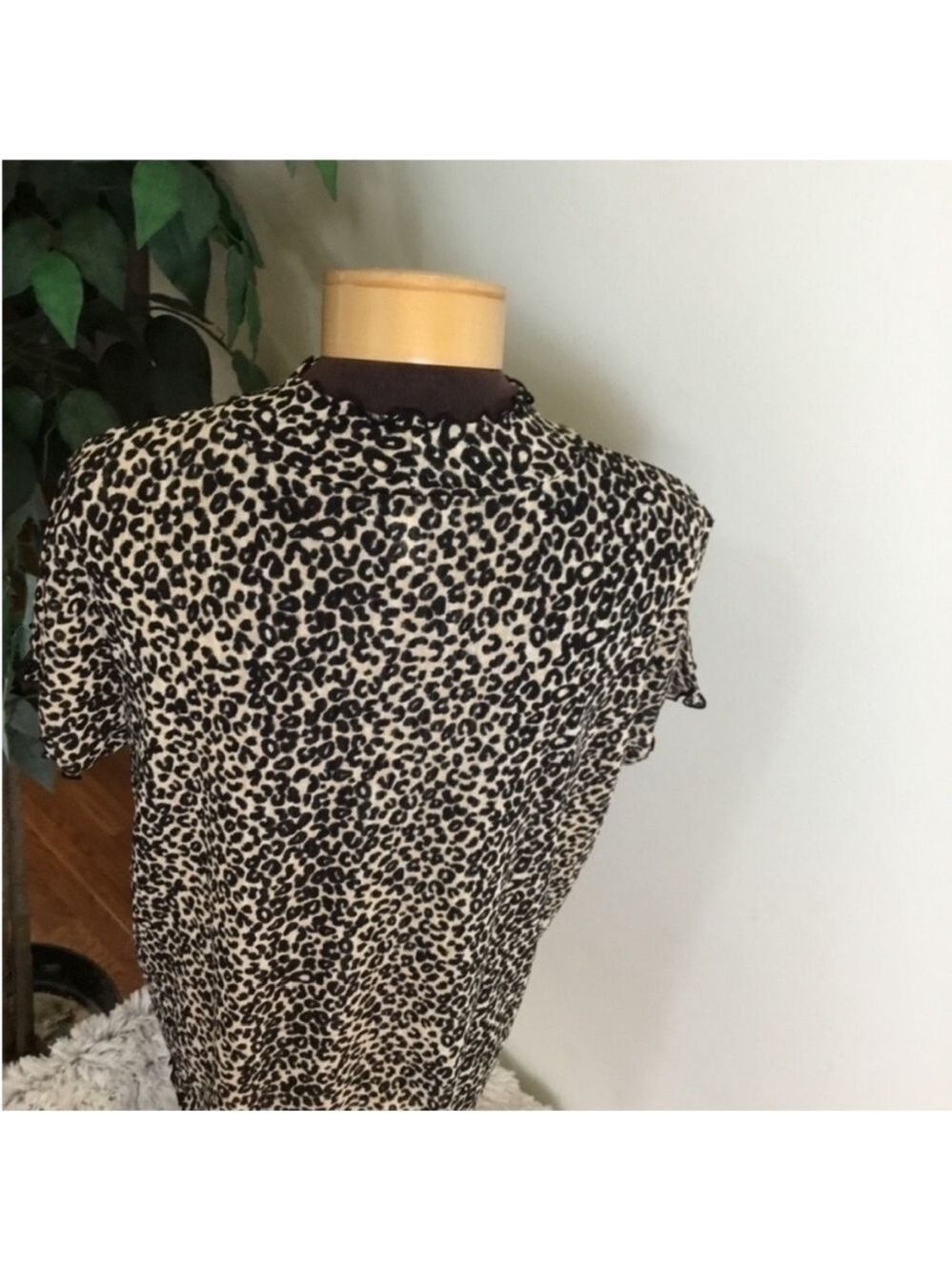 Nine West animal print ruffled mockneck short sleeve top Woman’s XL - Picture 7 of 11